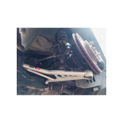 Kit racing trapezi anteriori su uniball Ford Fiesta MK8